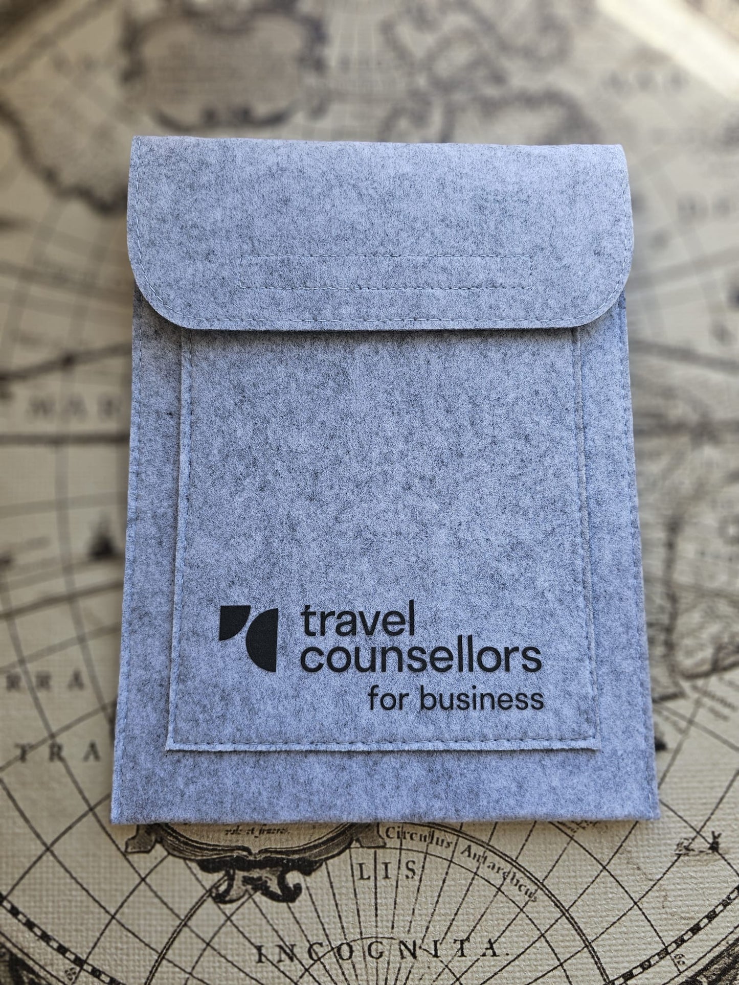 Double Pocket Light Grey Travel Counsellors For Business Black Logo