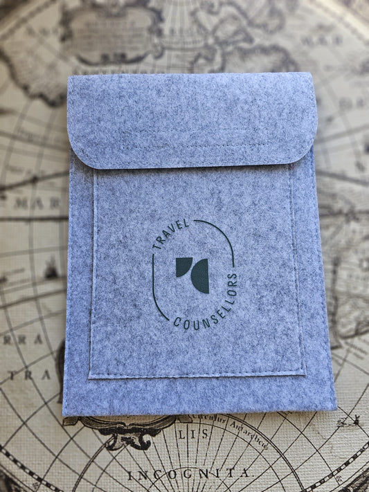 Double Pocket Light Grey with Oval Logo in Dark Amazon