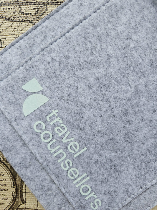Double Pocket Light Grey with Primary Logo in Light Amazon