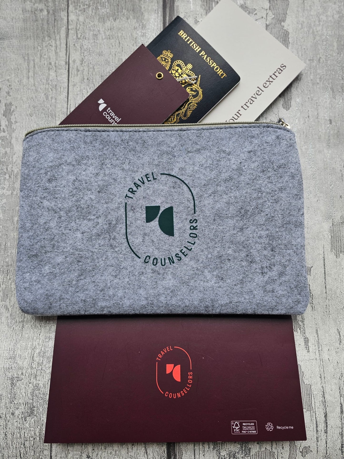 Zip Up Wallet Light Grey with Oval Logo in Dark Amazon