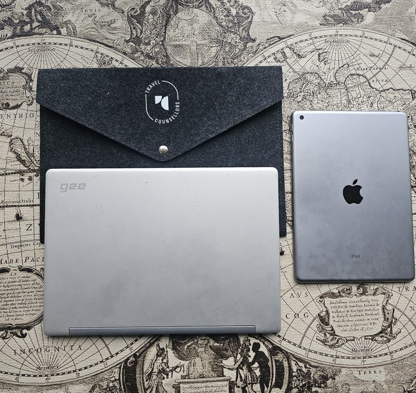 Charcoal Felt Wallet for iPad/Tablets/Slim Laptops